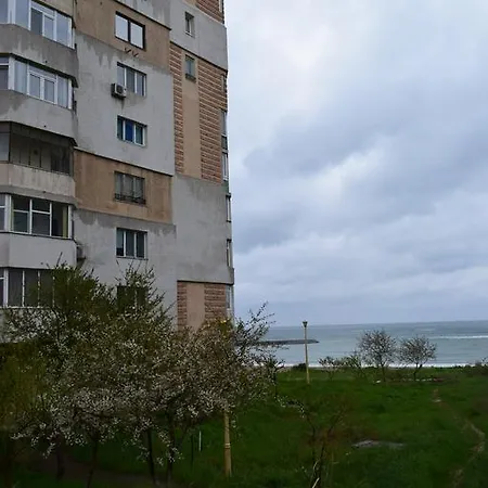 Appartement Turquoise By The Sea 3